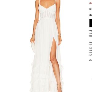 Carmen Gown V. Chapman NWT